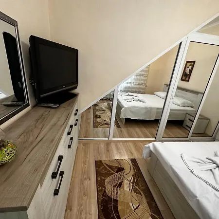 Feriehus къща олеандър *